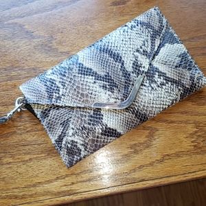 Ladies Wristlet